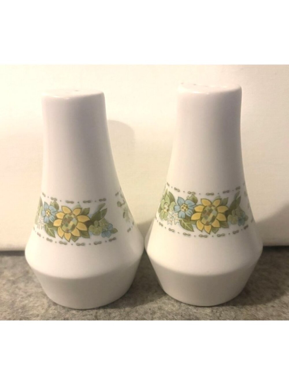 Vintage Noritake Progression Springfield Salt/Pepper Shakers  4" # 3348